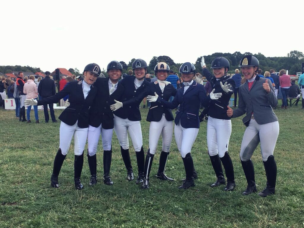 Prijswinnende leden van PSV La Grande op de Gelderse Kampioenschappen